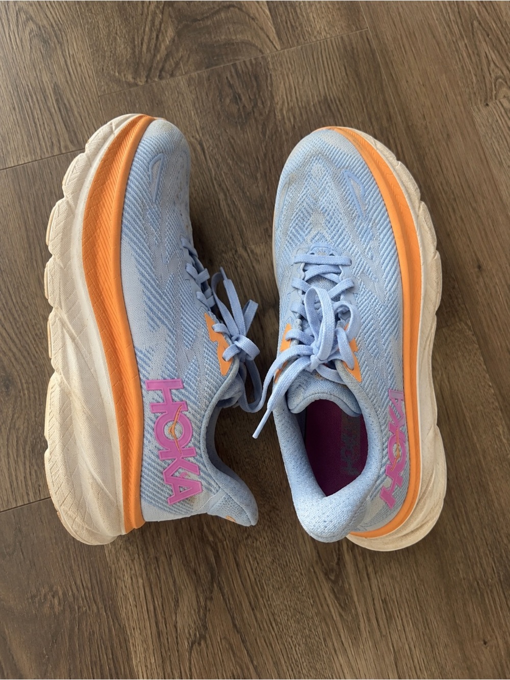 HOKA Clifton 9 Running Shoes 8.5